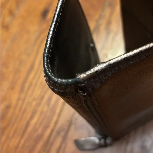 Coach Metallic Pewter Pebbled Leather Envelope Wallet - Silver Logo Hardware - Picture 10 of 16